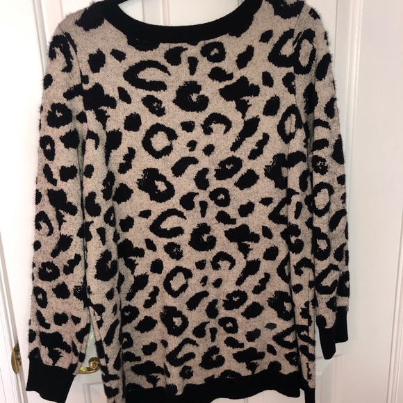 Mesh & Lace animal print sweater - Picture 3 of 4